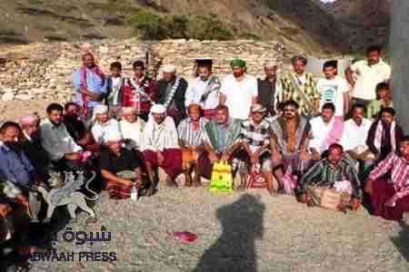 العشرات من أبناء مشألة يافع في زيارة ثائر أكتوبر لملجاء كنضارة بن نصور