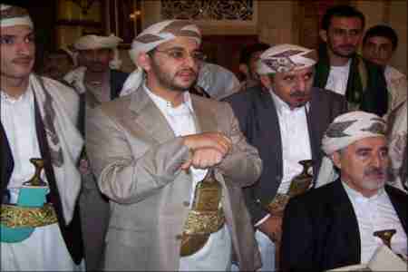 هل تأحمر التكفيريون .. أم تأكفر الأحمريون