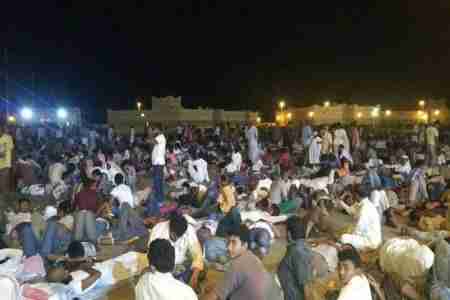 12 ألف عامل يمني عادو من السعودية عبر منفذ الطوال يوم أمس