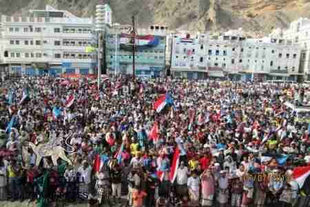 تجمع الاحرار الجنوبي يدعوا لإقامة  مليونيتي نوفمبر ويناير في حضرموت وعدن