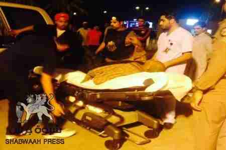 نائب أمير الرياض يشرف على السيطرة على أحداث شغب في الرياض أسفرت عن 40 مصابا أثيوبيا