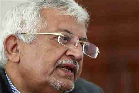 مستشار للرئيس اليمني يكشف عن مصالح مادية تغذي الحرب بدماج