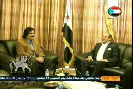 السيد البيض يبدي موافقته لبن فريد للقاء الجاد مع القيادات والشخصيات الجنوبية الفاعلة