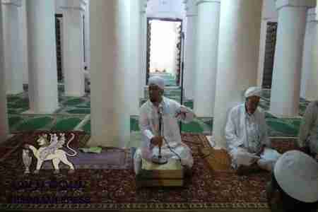 إقامة الجلسة الأولى من فعاليات حولية الصحابي الجليل سيدنا عباد بن بشر الأنصاري بحضرموت