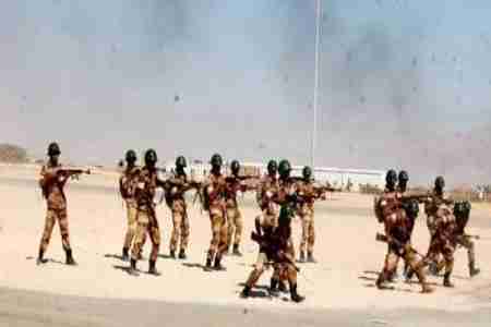 تمرد في معسكر للجيش اليمني على ساحل البحر الأحمر