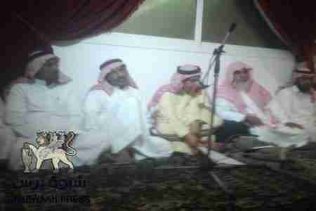 الشيخ عبدالواحد الواحدي يلتقي ابناء منطقة الواحدي في المنطقة الشرقية بالسعودية