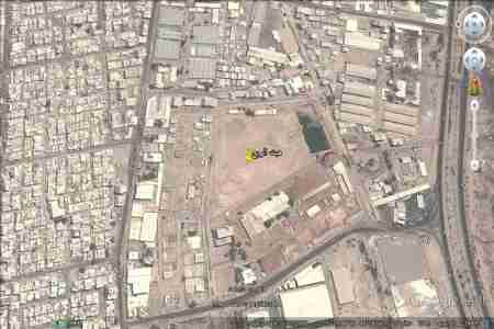 قائد الحرس الخاص لصالح يبيع أرضا بمليون دولار في منصورة عدن