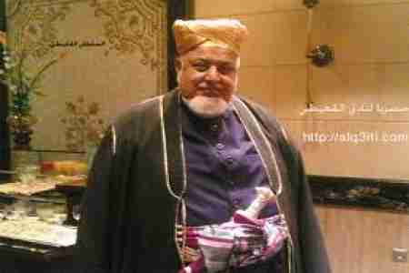 السلطان &lsquo;&lsquo;القعيطي&lsquo;&lsquo;: على الجميع الابتعاد عن الحزبيات والعنصريات لأنها لا تخدم القضية الحضرمية