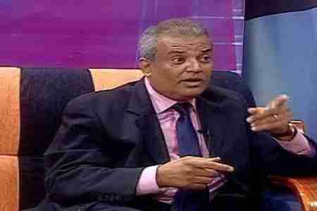 عضو الحوار المنسحب :  لطفي شطارة يروي تفاصيل تهديد جنود له بالقتل في عدن