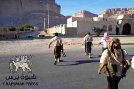 مسلحي رشايدة القطن يهاجمون الأسواق ويسألون المواطنين عن وثائق منازلهم