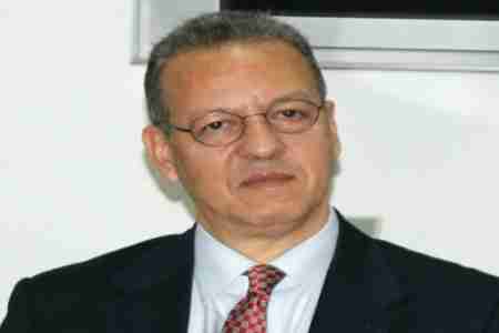 بن عمر يجري عملية قسطرة للقلب