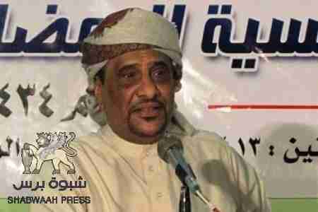 الوكيل المنهالي يصر على عزل بن زيدان مدير إذاعة سيؤن.