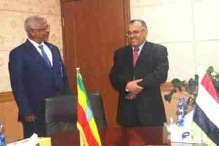 بعد العجز عن تأمين الكهرباء من مأرب : سميع سيجلب الكهرباء من الحبشة