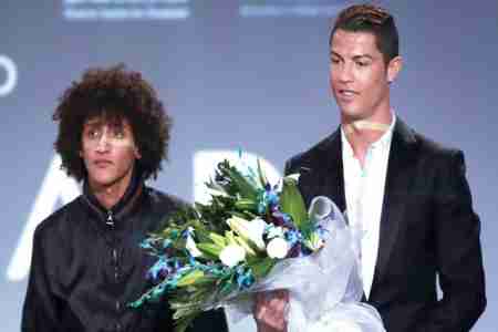 الحضرمي أمام البرتغالي : الإمارات تتباهى بالعمودي أمام أفضل لاعبي العالم البرتغالي رونالدو