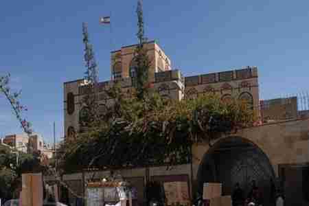 وفاة دبلوماسي ايراني في صنعاء تعرض لمحاولة إختطاف