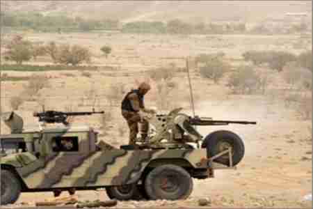 أشتباكات بين مسلحين و الجيش اليمني بالقرب من مجمع هائل بريان المكلا