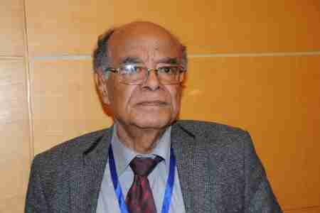 الاشتراكي يتراجع ويعلن أنه سيشارك بفاعلية في تعزيز وترسيخ دعائم الدولة الاتحادية الجديدة