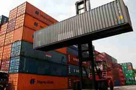 احتجاز كاميرات على شكل اقلام في ميناء الحديدة قادمة