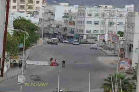 تهريب سجين بالقوة المسلحة من مديرية أمن المكلا