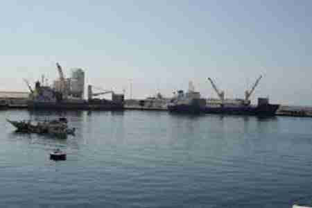 تدشين خط ملاحي لنقل الحاويات إلى ميناء المكلا