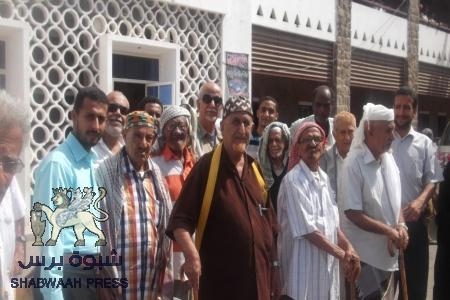 حقوق ضائعة لـ&rdquo;متقاعدي&rdquo; شركة مصافي عدن &ldquo;هامات أصبحت تحت التراب وأخرى تنتظر بظهر مكسور أنهكه عمل الشركة