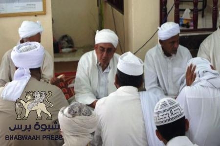 حلقات مسجد الإمام عمر بن علي بالوهط تحتفي بتخريج دفعة من طلاب العلم