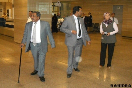 نجل الزعيم حسن باعوم ينفي اشاعات وفاة والده اوعن تدهور صحتة