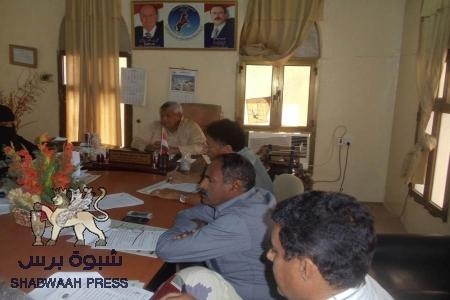 قيادة المؤتمر بالمحافظة ترفض كل أعمال القمع للتظاهرات السلمية في الجنوب ، وتشير إلى ان هذه الأعمال تعزز ثقافة الكراهية&lrm;