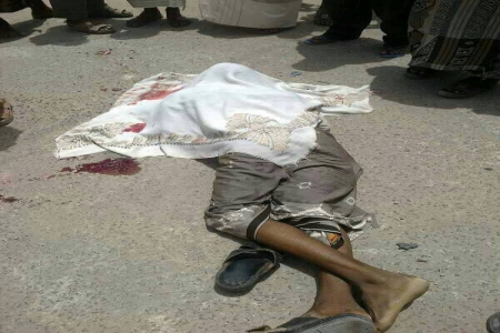 مقتل مواطن واصابة آخر ظهر اليوم في المكلا