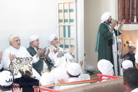 الآلاف يشيعون جثمان الفقيد العلامة محمد بن علي المشهور بأحور