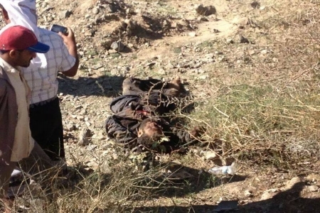 أهالي قتلى غارة بطائرة أمريكية أمس في البيضاء يقولون بأنهم سيقاضون الولايات المتحدة وينفون صلتهم بالقاعدة