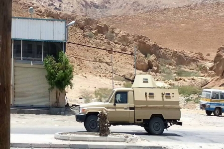 اعمال عنف في حي الديس بالمكلا واستخدام مروحيات عسكرية وانتشار للاليات العسكرية ( صور)