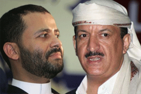 على خلفية تفجير مسجد الرئاسة : اشتباكات بين مرافقي دويد وحميد الأحمر بصنعاء