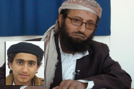 أحد التكفيريين يصف الرئيس هادي بعبد الطاغوت بعد مقتل ابنه في غارة أمريكية بالمحفد .