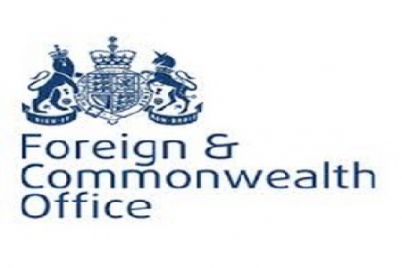 الخارجية البريطانية تحذر مواطنيها من السفر إلى اليمن وتطالب رعاياها الموجودين بالمغادرة