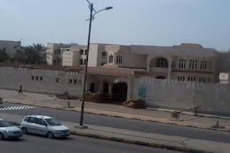 انفجار يستهدف منزل الرئيس هادي بخورمكسر عدن