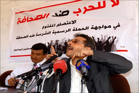 الخيواني أول يمني سفيرا للنوايا الحسنة والعلاقات الدبلوماسية