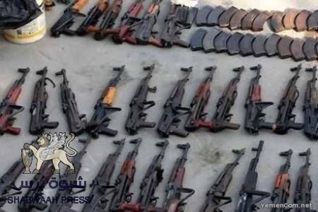 خروج أربعة شاحنات أسلحة من محور عتق صباح أمس الى عزان