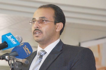 محافظ حضرموت يوجه بتقديم الرعاية للأطفال النازحين من شبوه