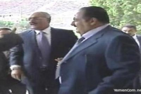 سالم صالح محمد يهنىء علي صالح بعيد الوحدة ويشيد بدوره في تحقيق هذا المنجز التاريخي