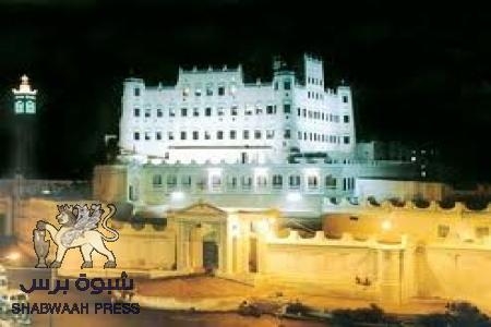 عاجل قطع الكهرباء عن أحياء سيئون بعد سماع انفجارت وأصوات الرصاص