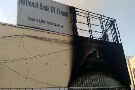 تحليل أولي لهجوم سيئون .. كيف مرت 34 سيارة طقم وهايلكس للقاعدة على 15 نقطة عسكرية