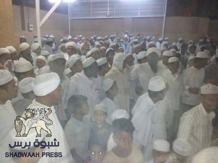 مدينة تريم ترحب بقدوم شهر شعبان وقرب زيارة قبر النبي هود عليه السلام با العادة التراثية التهاويد