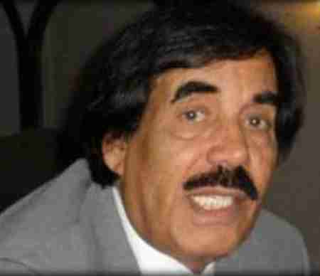 للبيض ثار مع صنعاء  لكنها أحاطته برجالها شاء أم أبى وستجهز عليه عندما ينتهي دوره لتجعل منه &lsquo;&lsquo; قميص عثمان &lsquo;&lsquo;