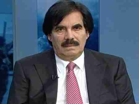 البيض اختار استراتيجية صناعة الفوضى ليضيق بها المجتمع الدولي فينصبه رئيسا بعد فصل الجنوب