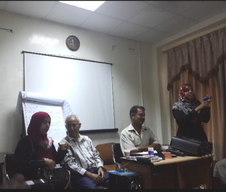 جمعية العيدروس ومركز التوعية البيئية يناقشان اوضاع النظافة في عدن