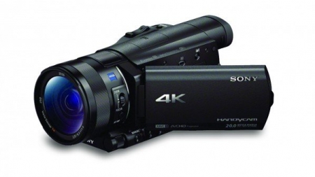 “سوني” تطلق أصغر وأخف كاميرا 4K في العالم في الإمارات