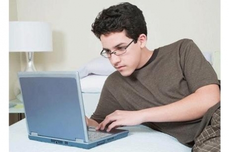 زلات ’’الفيسبوك‘‘ قد تخرب حياتك