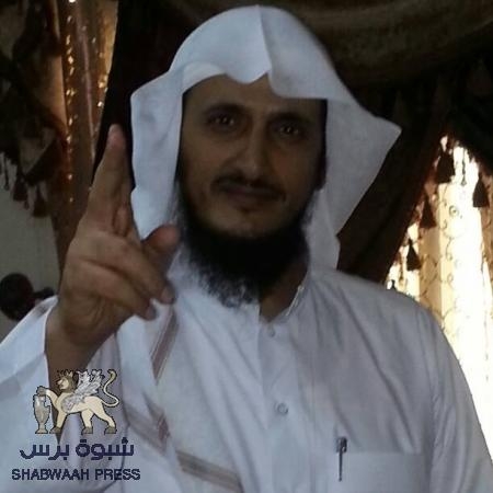 الشيخ  باوزير يبارك عمليات القتل للحضارم التي ينفذها راكبو الدراجات النارية