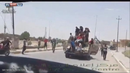 سكاي نيوز : مناطق جديدة بالرمادي في قبضة المسلحين